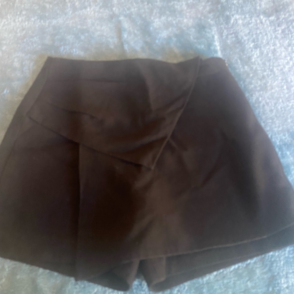 Forever 21 Black Skort